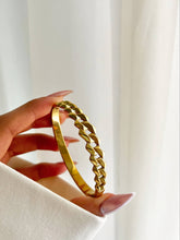 Luxe line bangle
